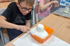 fe3a22ca-e898-4efd-9571-5017c3ff41b0