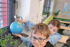 56c3a09b-cfba-407b-818f-4c543b7eeecd